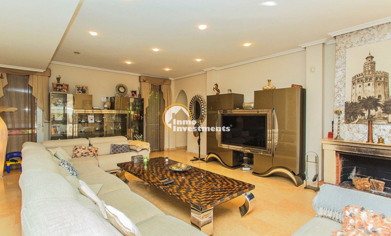 Resale - Villa - Torrevieja - Torrelamata