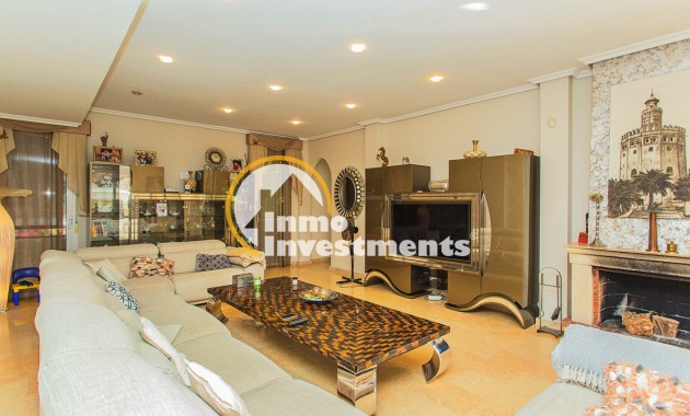 Resale - Villa - Torrevieja - Torrelamata