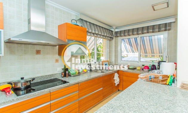 Resale - Villa - Torrevieja - Torrelamata