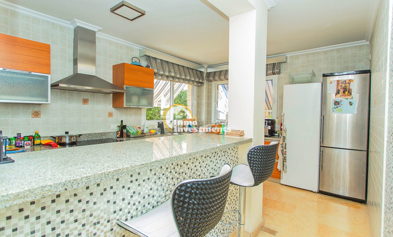 Resale - Villa - Torrevieja - Torrelamata