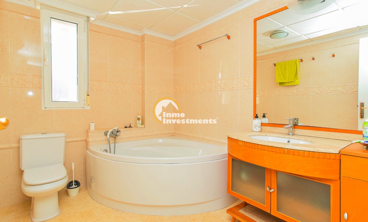 Resale - Villa - Torrevieja - Torrelamata