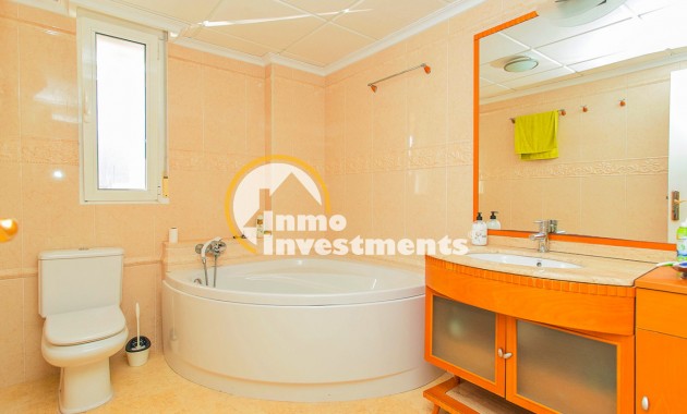 Resale - Villa - Torrevieja - Torrelamata