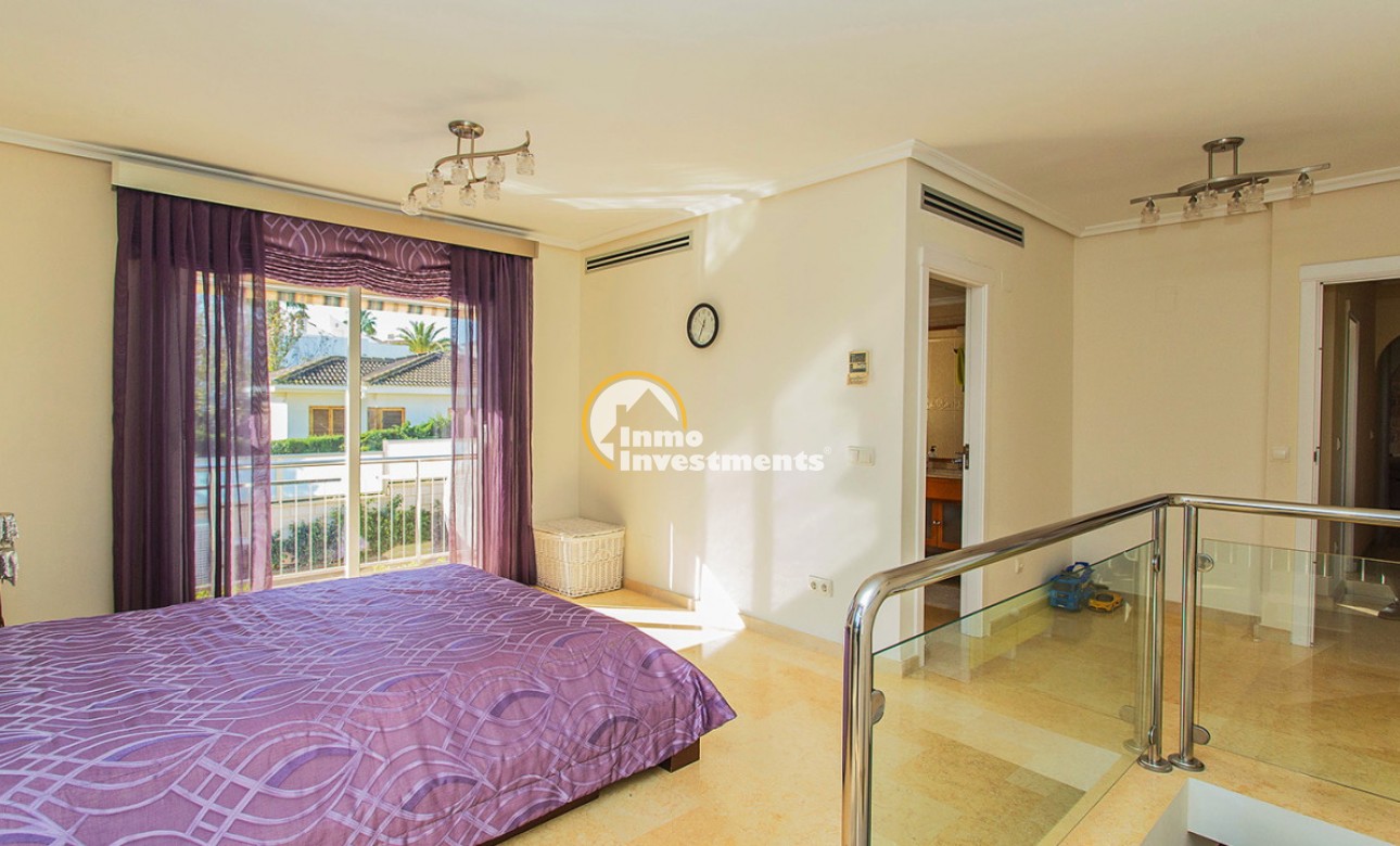 Resale - Villa - Torrevieja - Torrelamata