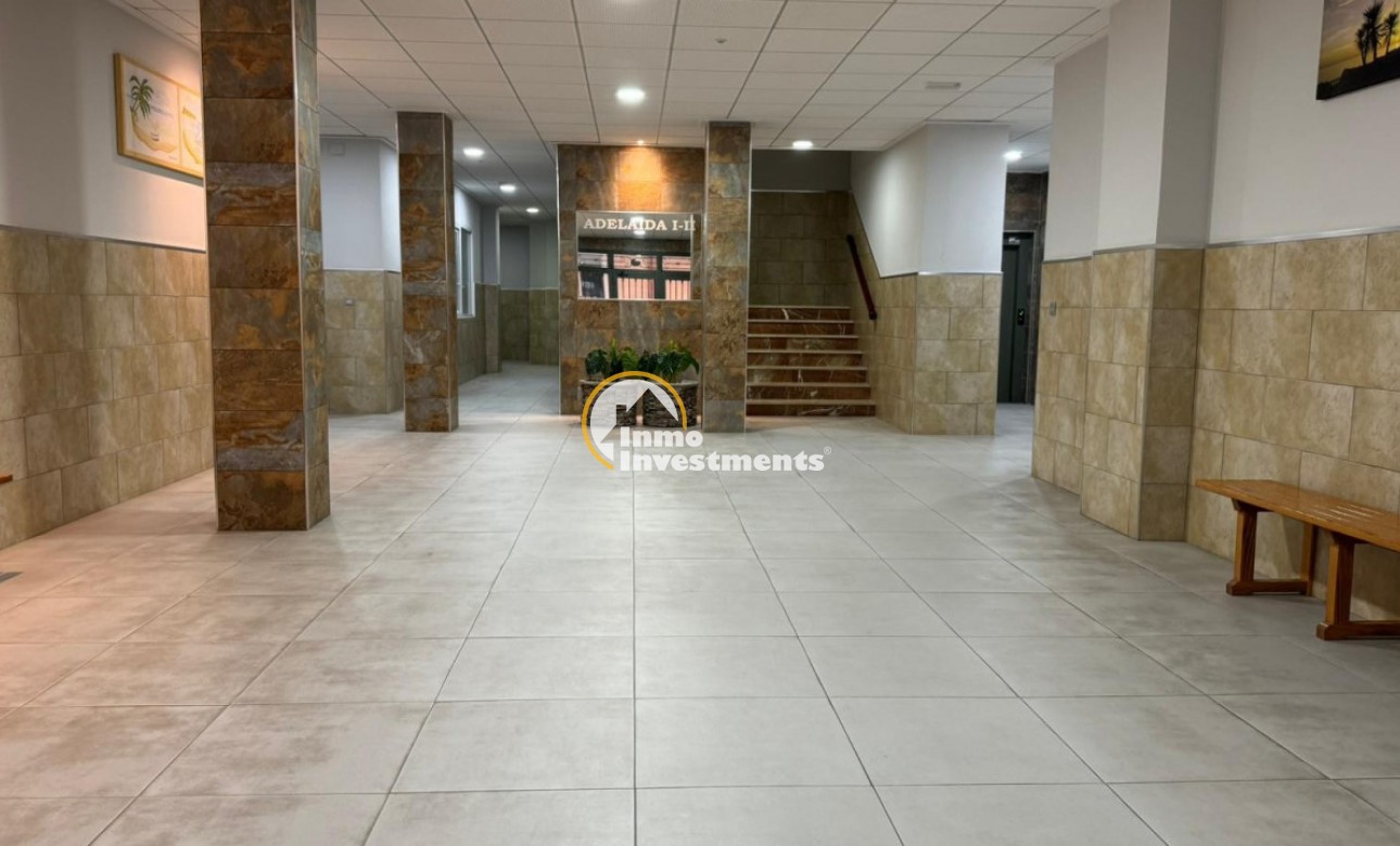 Resale - Apartment - Torrevieja - La Mata