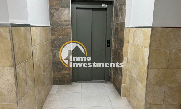 Resale - Apartment - Torrevieja - La Mata