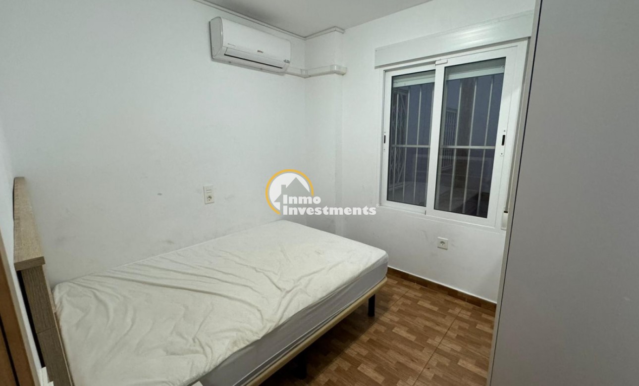 Resale - Apartment - Torrevieja - La Mata