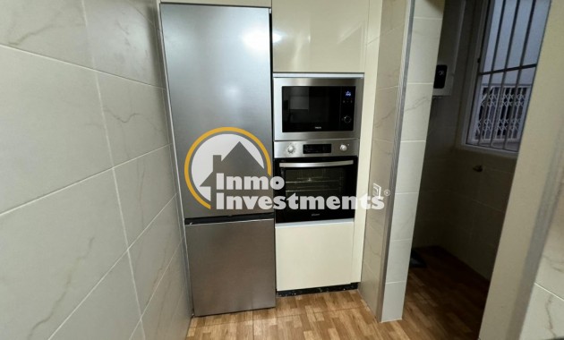 Resale - Apartment - Torrevieja - La Mata