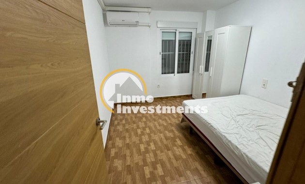 Resale - Apartment - Torrevieja - La Mata