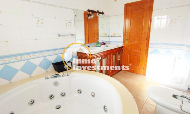 Resale - Villa - Torrevieja - La Torreta