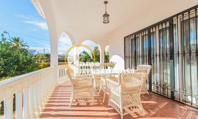 Gebrauchtimmobilien - Villa - Torrevieja - Los Balcones