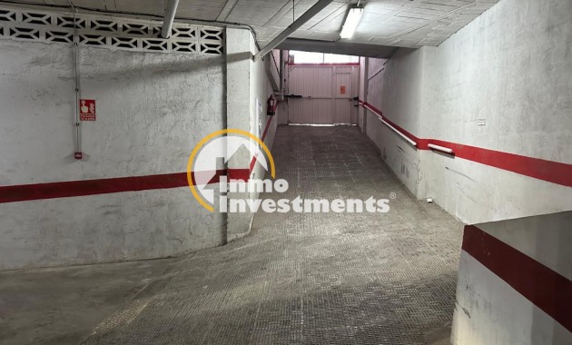 Resale - Garage - Torrevieja - El Acequión