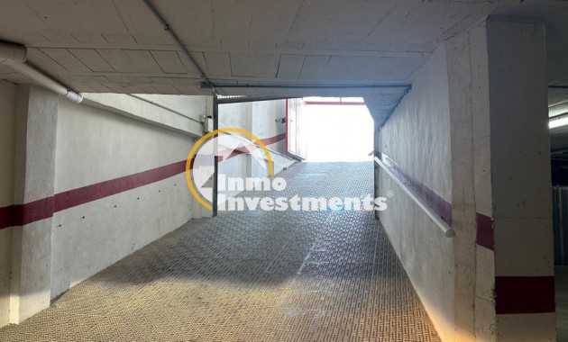 Resale - Garage - Torrevieja - El Acequión