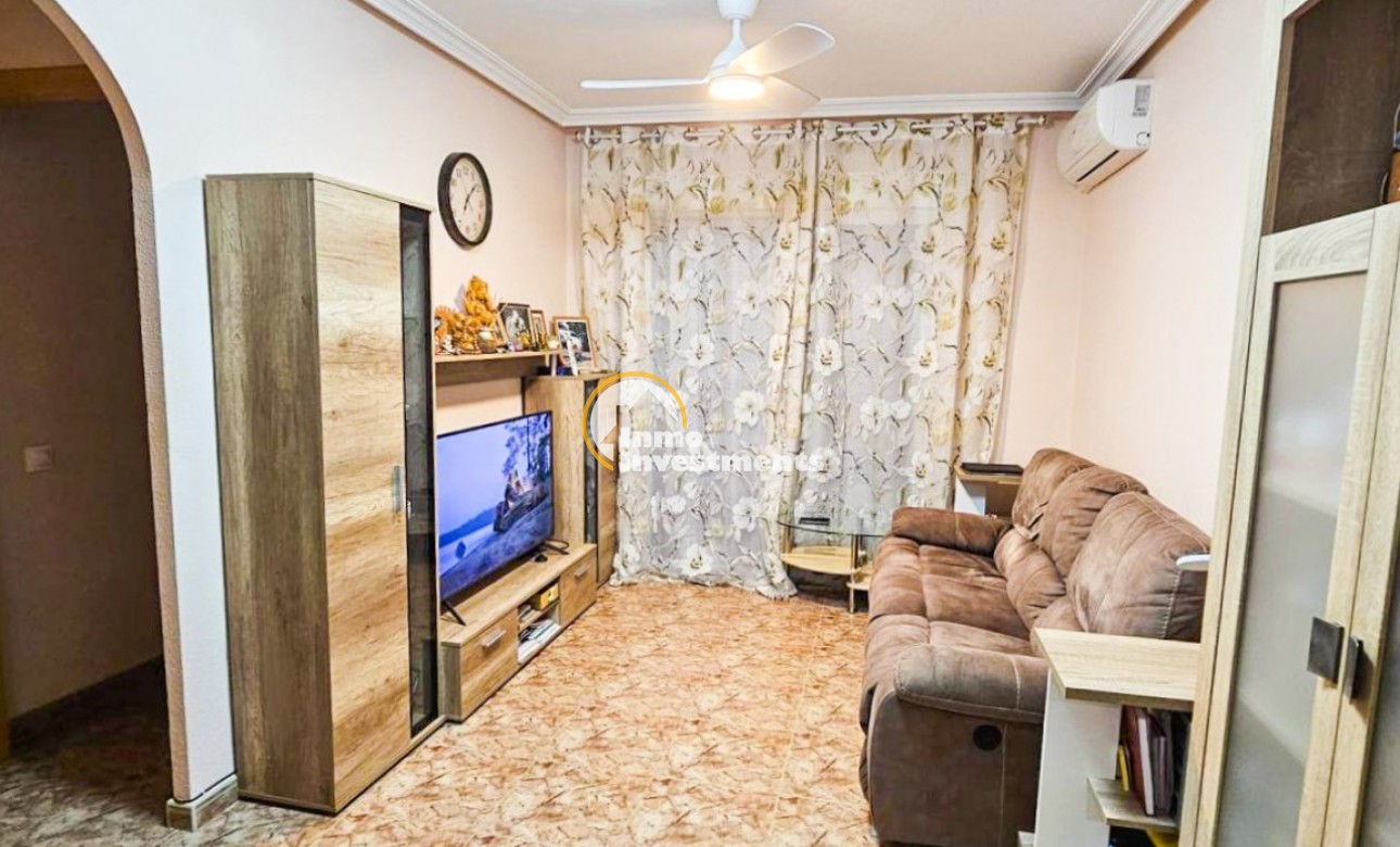 Resale - Apartment - Torrevieja - Playa del Cura