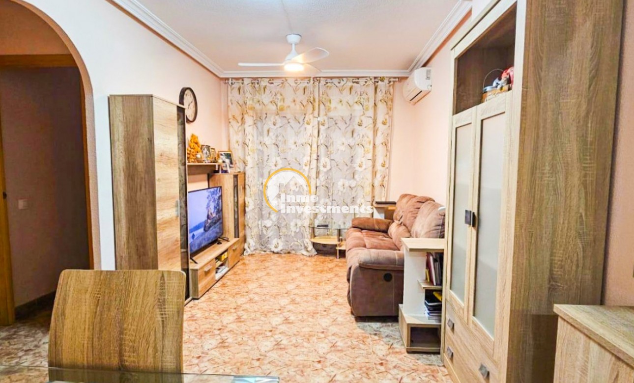 Resale - Apartment - Torrevieja - Playa del Cura