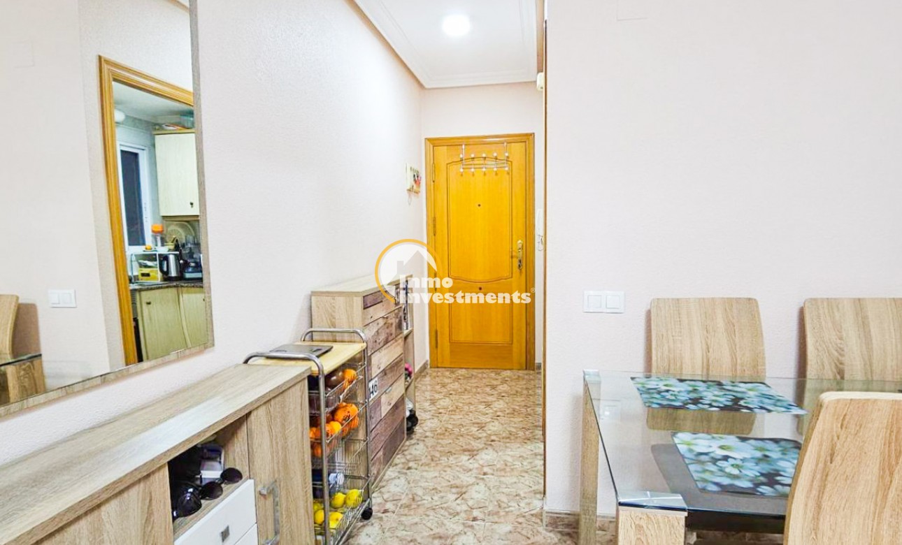 Resale - Apartment - Torrevieja - Playa del Cura