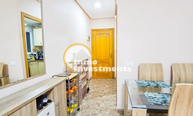 Resale - Apartment - Torrevieja - Playa del Cura