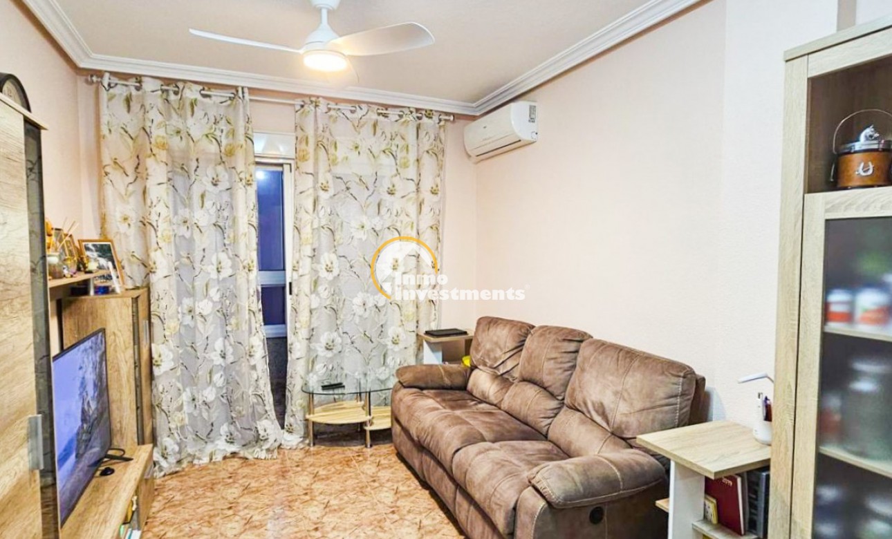 Resale - Apartment - Torrevieja - Playa del Cura
