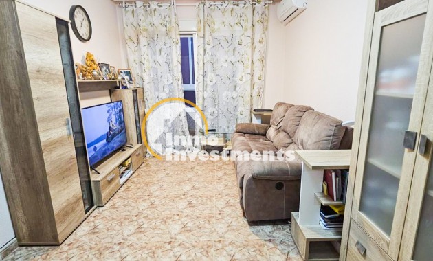 Resale - Apartment - Torrevieja - Playa del Cura