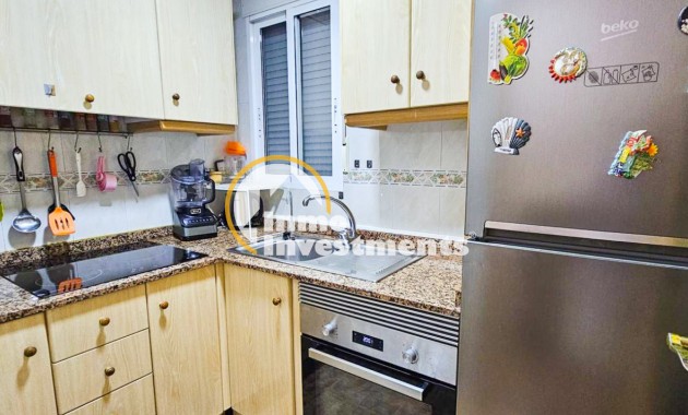 Resale - Apartment - Torrevieja - Playa del Cura