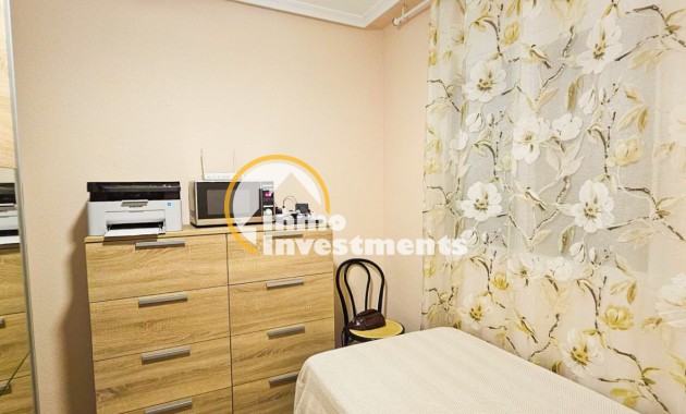 Resale - Apartment - Torrevieja - Playa del Cura