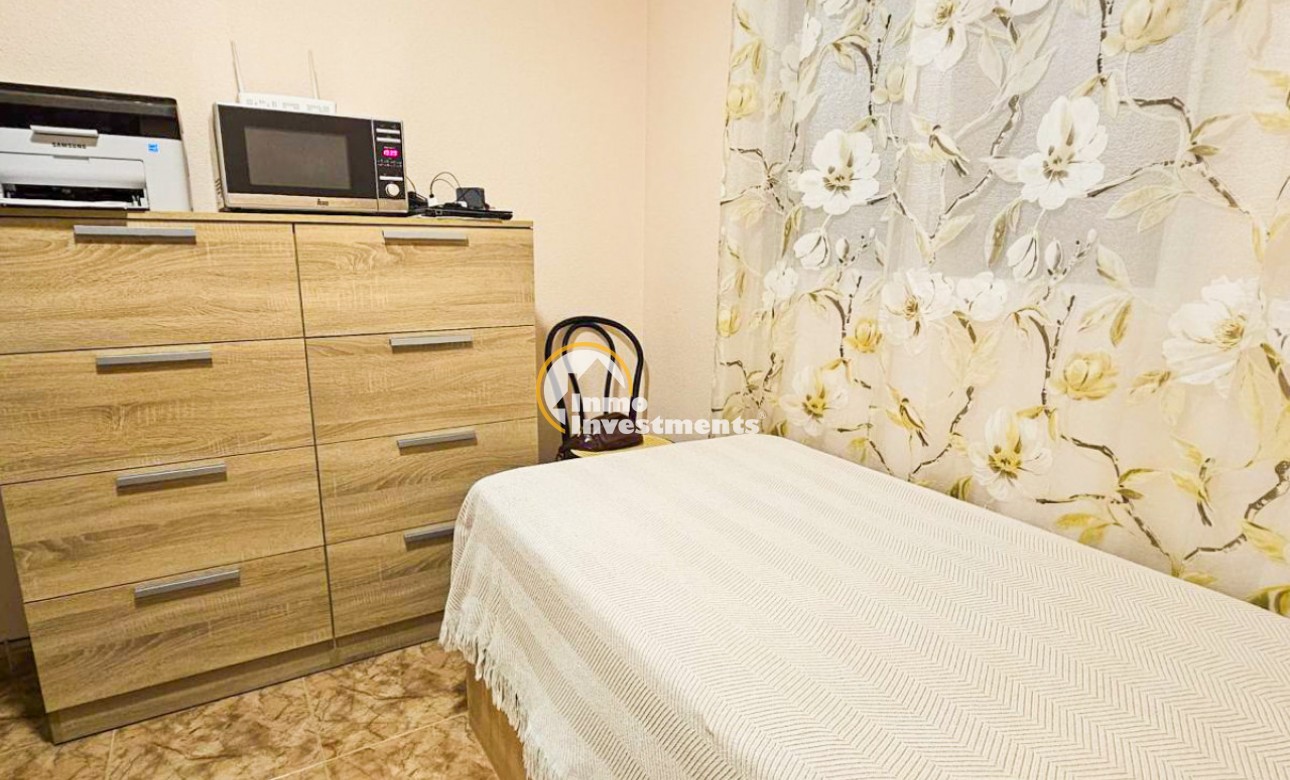 Resale - Apartment - Torrevieja - Playa del Cura
