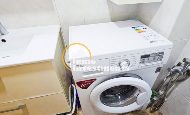 Resale - Apartment - Torrevieja - Playa del Cura