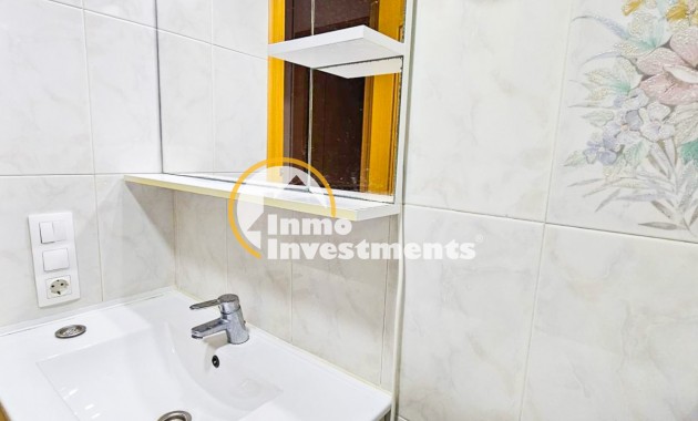 Resale - Apartment - Torrevieja - Playa del Cura