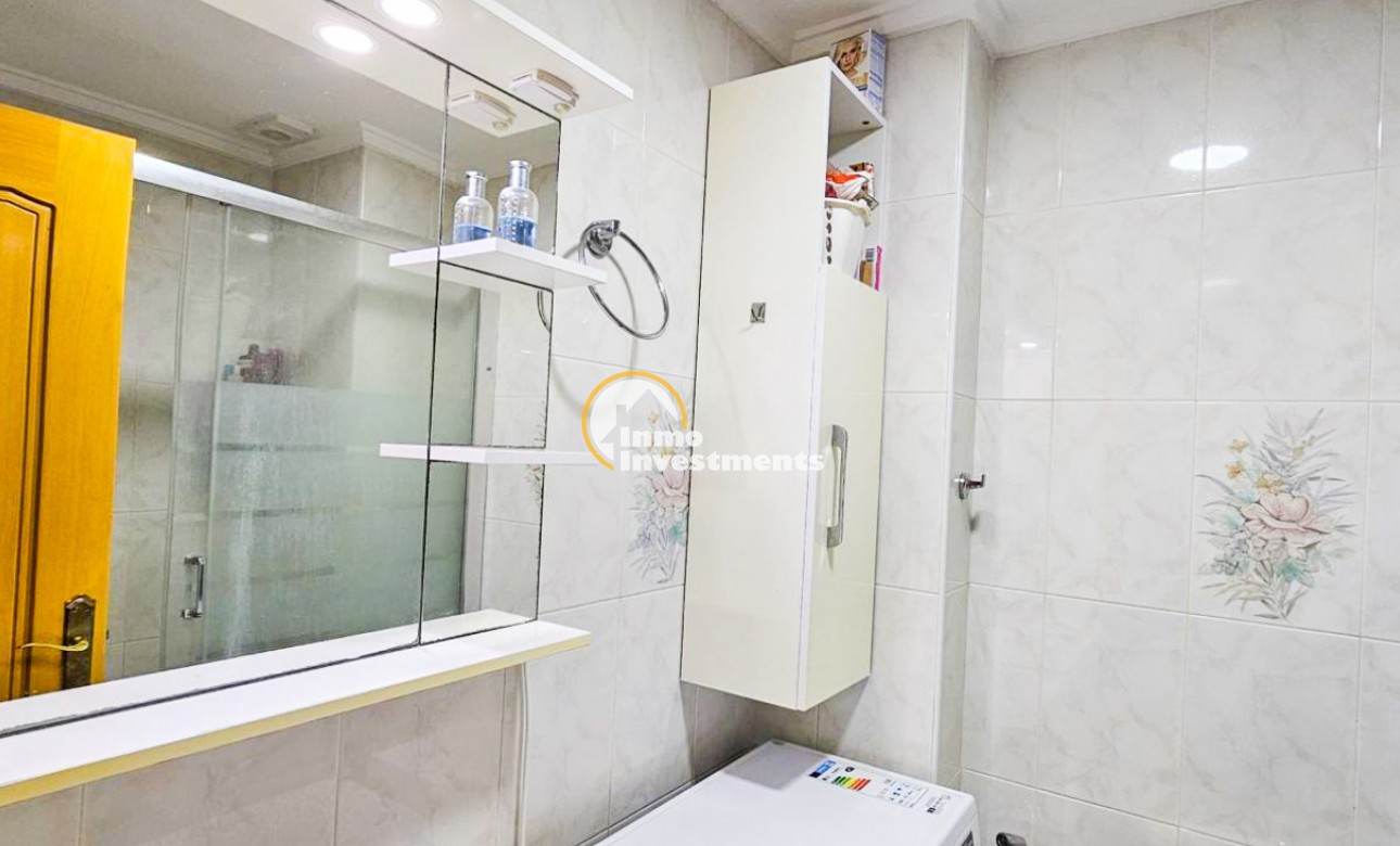 Resale - Apartment - Torrevieja - Playa del Cura