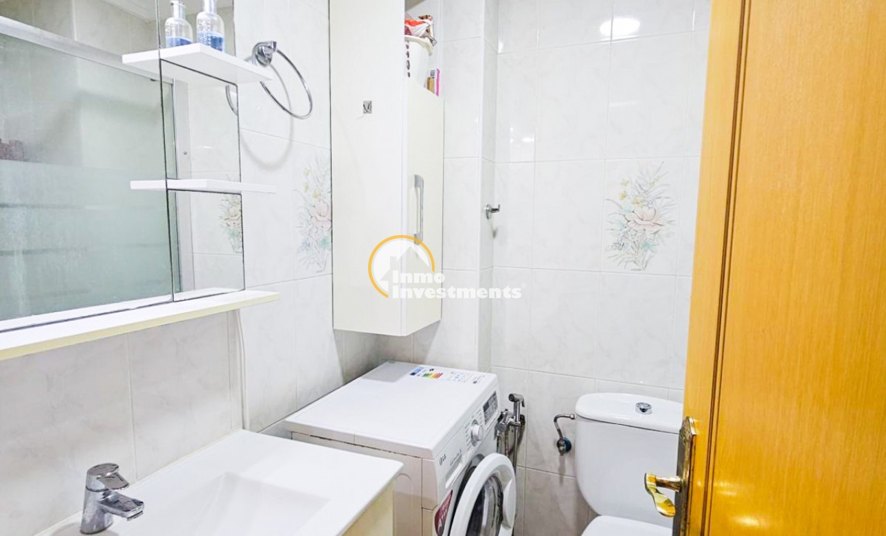 Resale - Apartment - Torrevieja - Playa del Cura