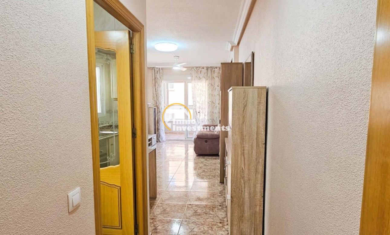 Resale - Apartment - Torrevieja - Playa del Cura