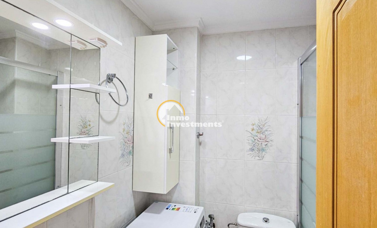 Resale - Apartment - Torrevieja - Playa del Cura