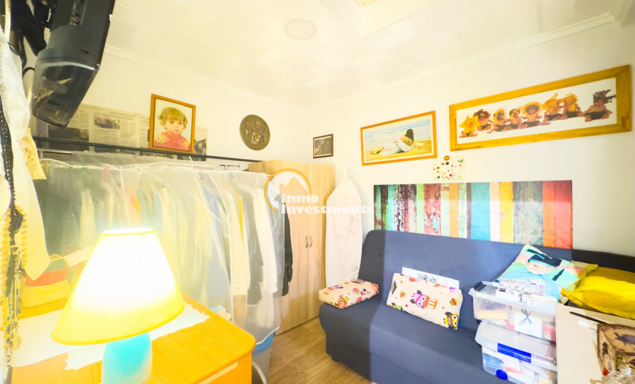 Resale - Bungalow - Torrevieja - San Luis