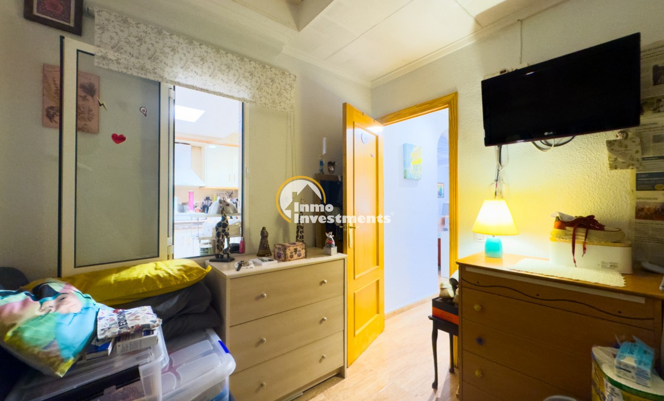 Resale - Bungalow - Torrevieja - San Luis