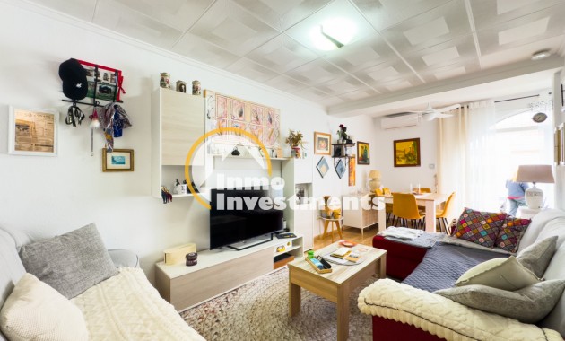 Resale - Bungalow - Torrevieja - San Luis