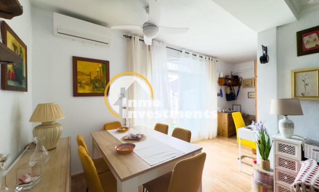 Resale - Bungalow - Torrevieja - San Luis