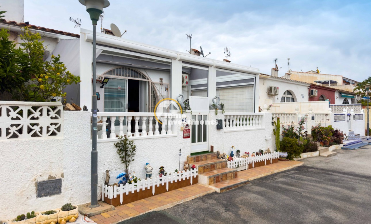 Resale - Bungalow - Torrevieja - San Luis