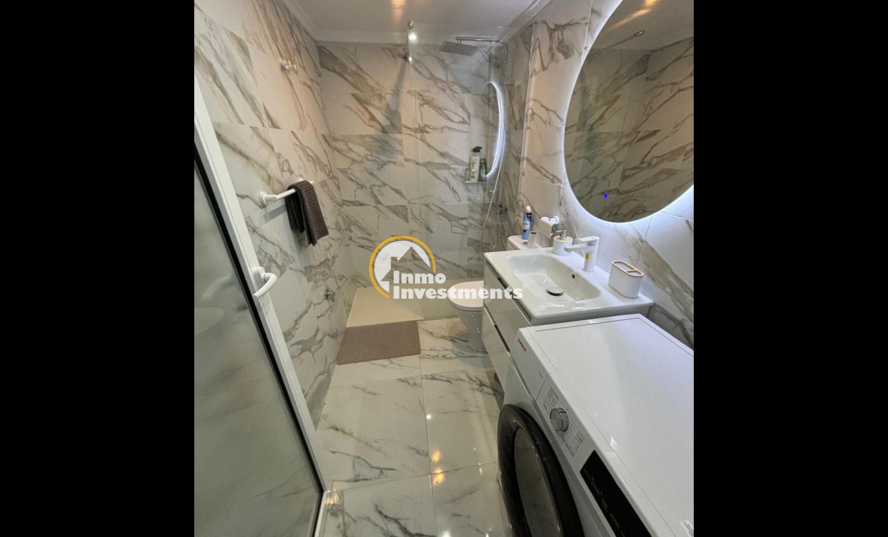 Resale - Apartment - Torrevieja - La Mata