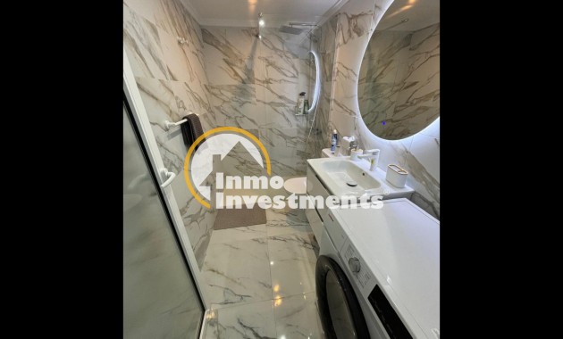 Resale - Apartment - Torrevieja - La Mata