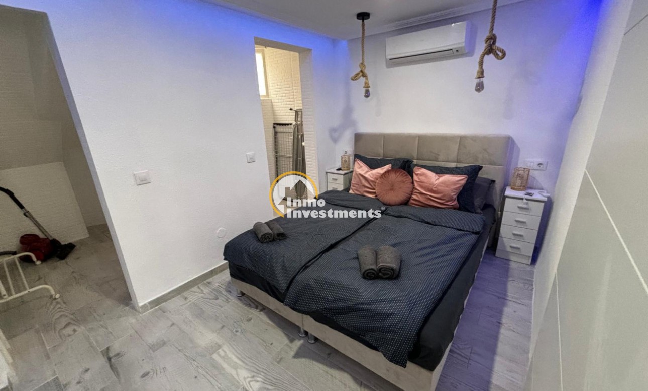 Resale - Apartment - Torrevieja - La Mata