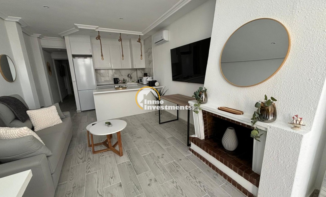 Resale - Apartment - Torrevieja - La Mata