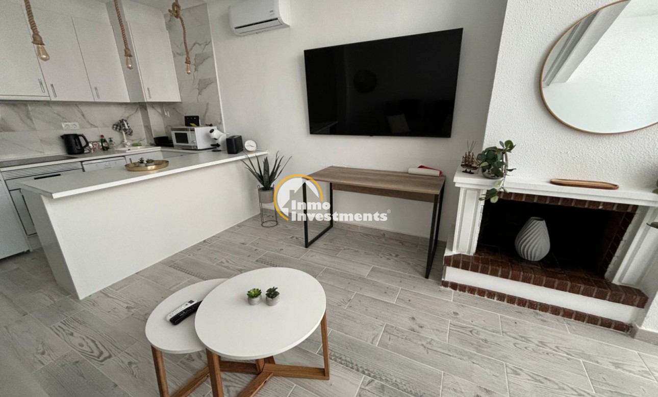 Resale - Apartment - Torrevieja - La Mata