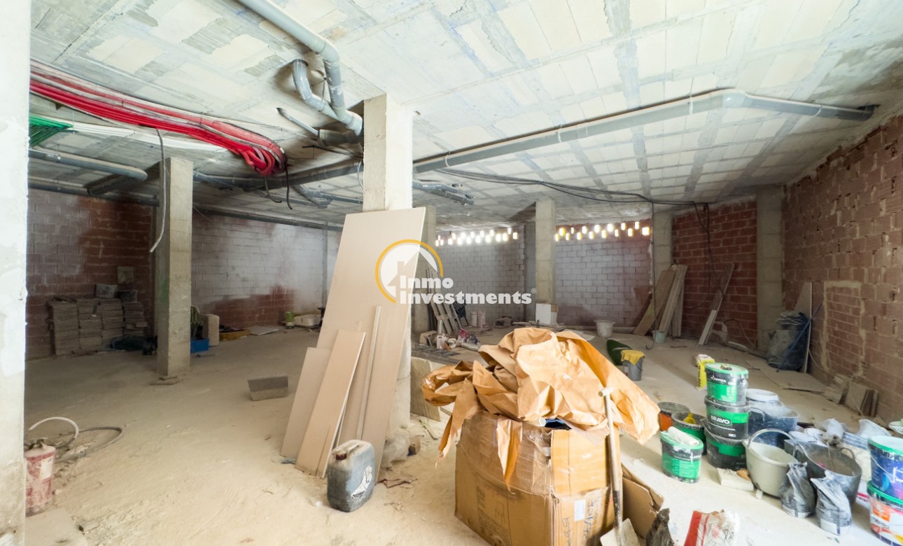 Resale - Commercial - Torrevieja - PARQUE DE LAS NACIONES