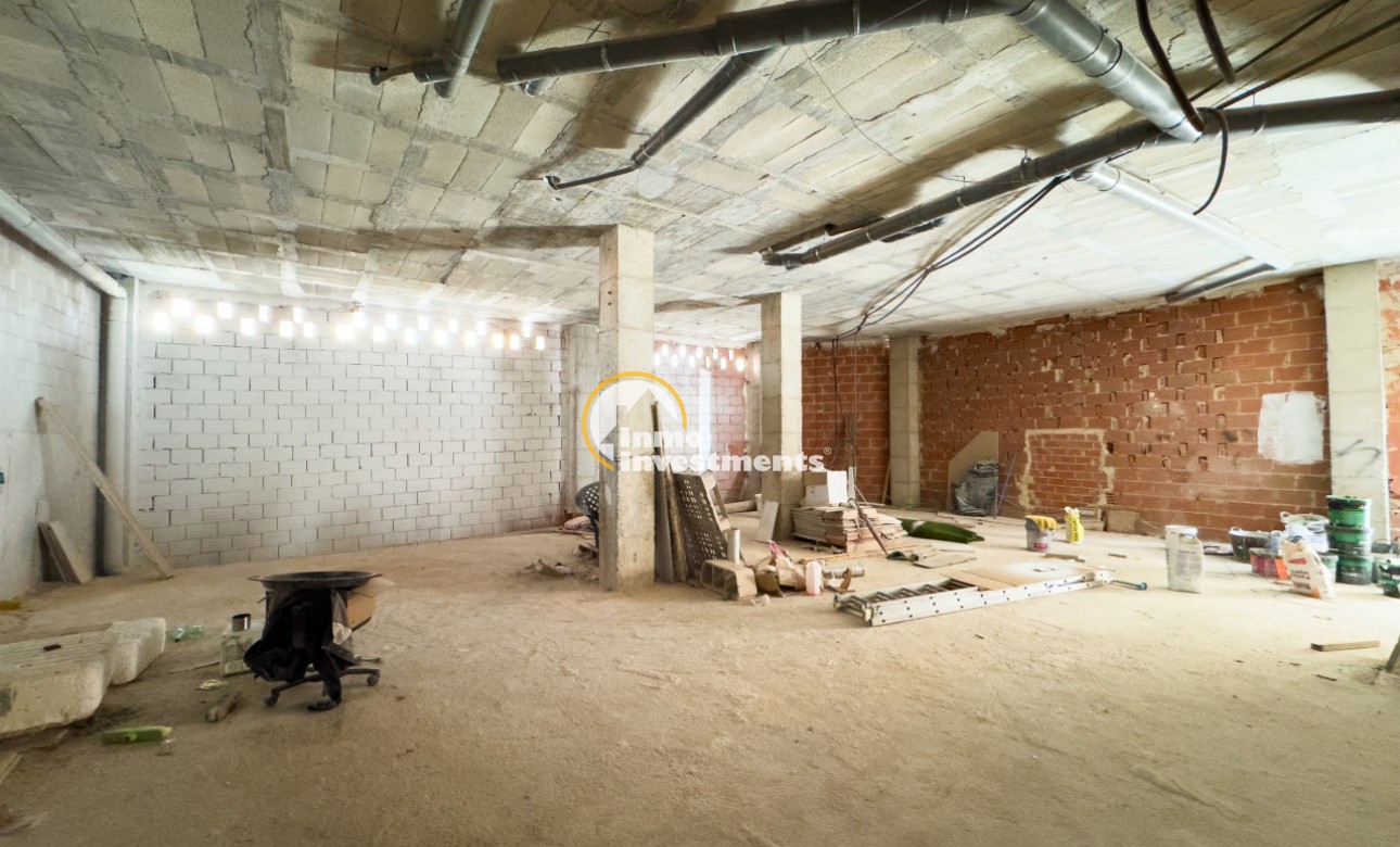 Resale - Commercial - Torrevieja - PARQUE DE LAS NACIONES