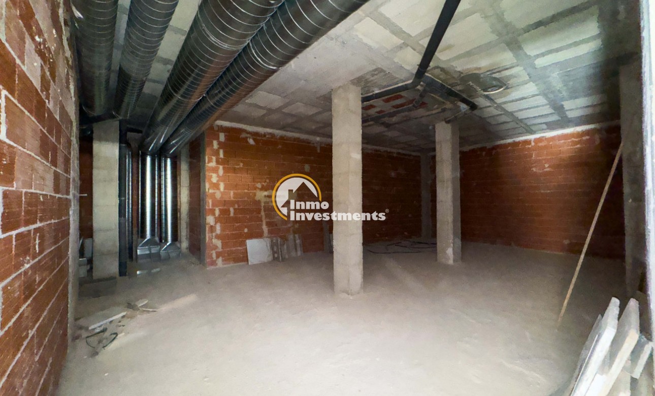 Resale - Commercial - Torrevieja - PARQUE DE LAS NACIONES