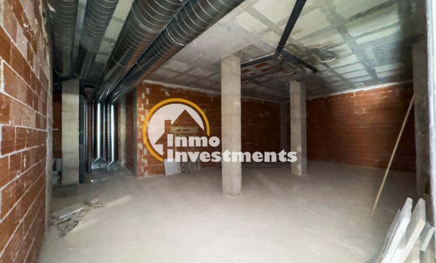 Resale - Commercial - Torrevieja - PARQUE DE LAS NACIONES