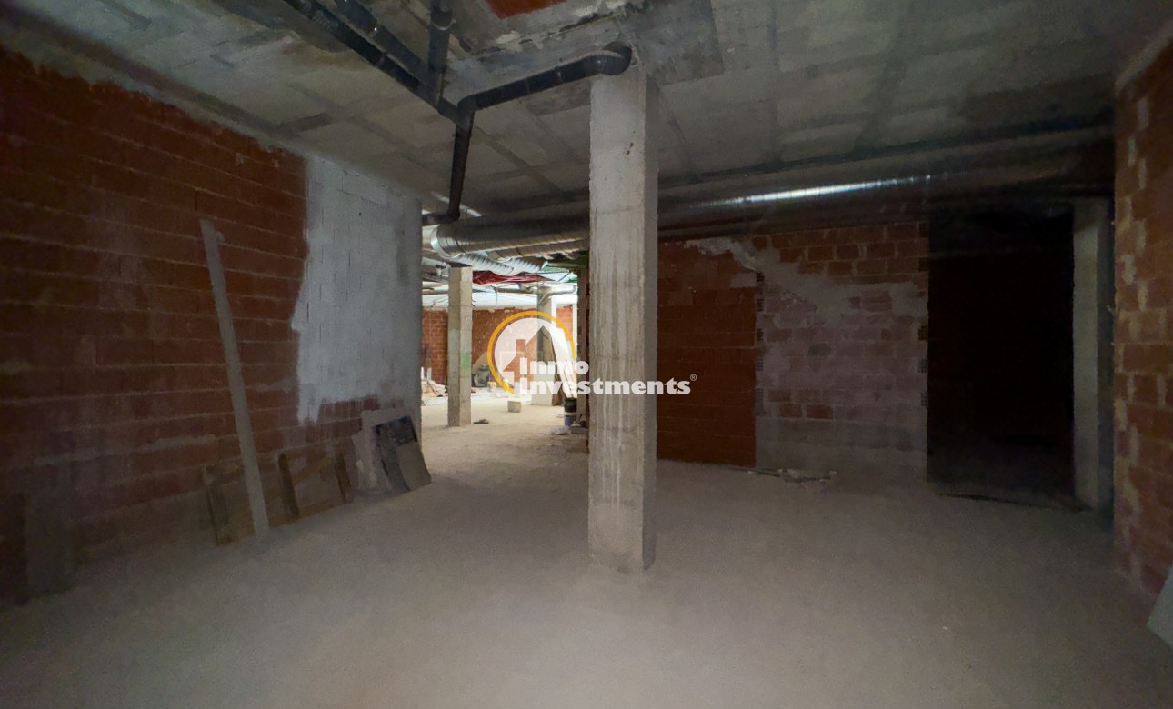 Resale - Commercial - Torrevieja - PARQUE DE LAS NACIONES