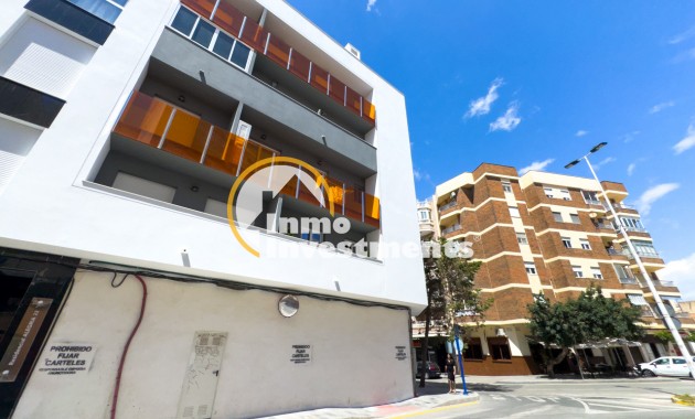 Resale - Commercial - Torrevieja - PARQUE DE LAS NACIONES