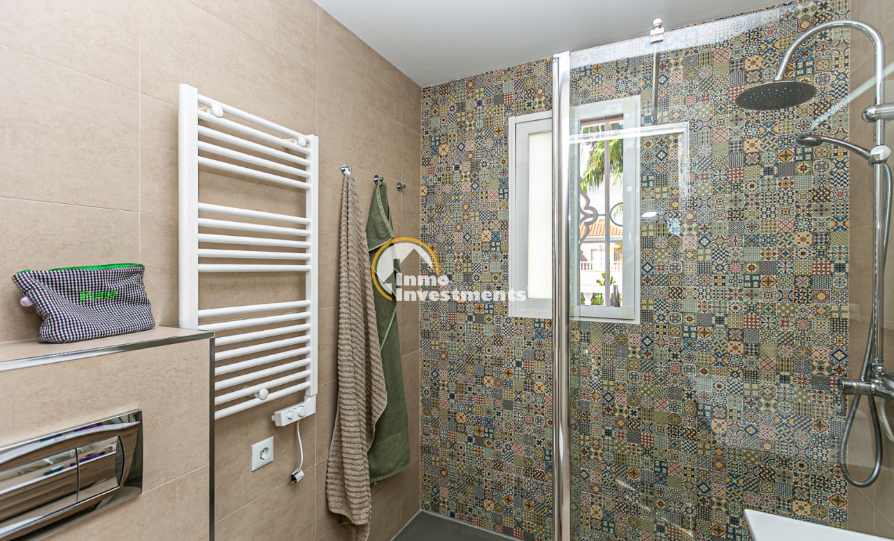 Resale - Town house - Cabo Roig - La Regia