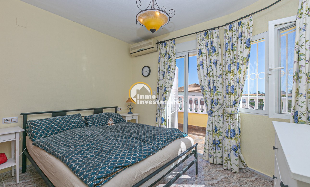 Resale - Town house - Cabo Roig - La Regia