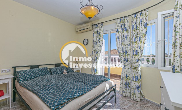 Resale - Town house - Cabo Roig - La Regia